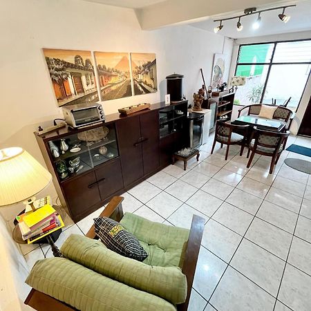 Casa Ela Candelaria 危地马拉安地瓜 外观 照片